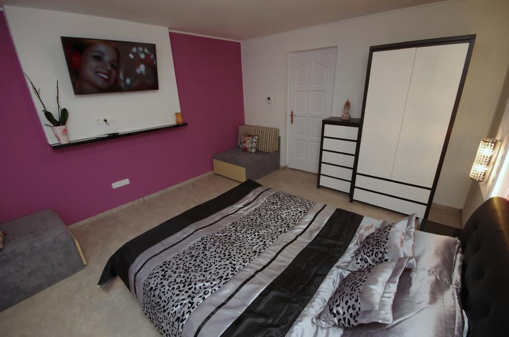 Regina Delux Apartman Gyula Zewnętrze zdjęcie