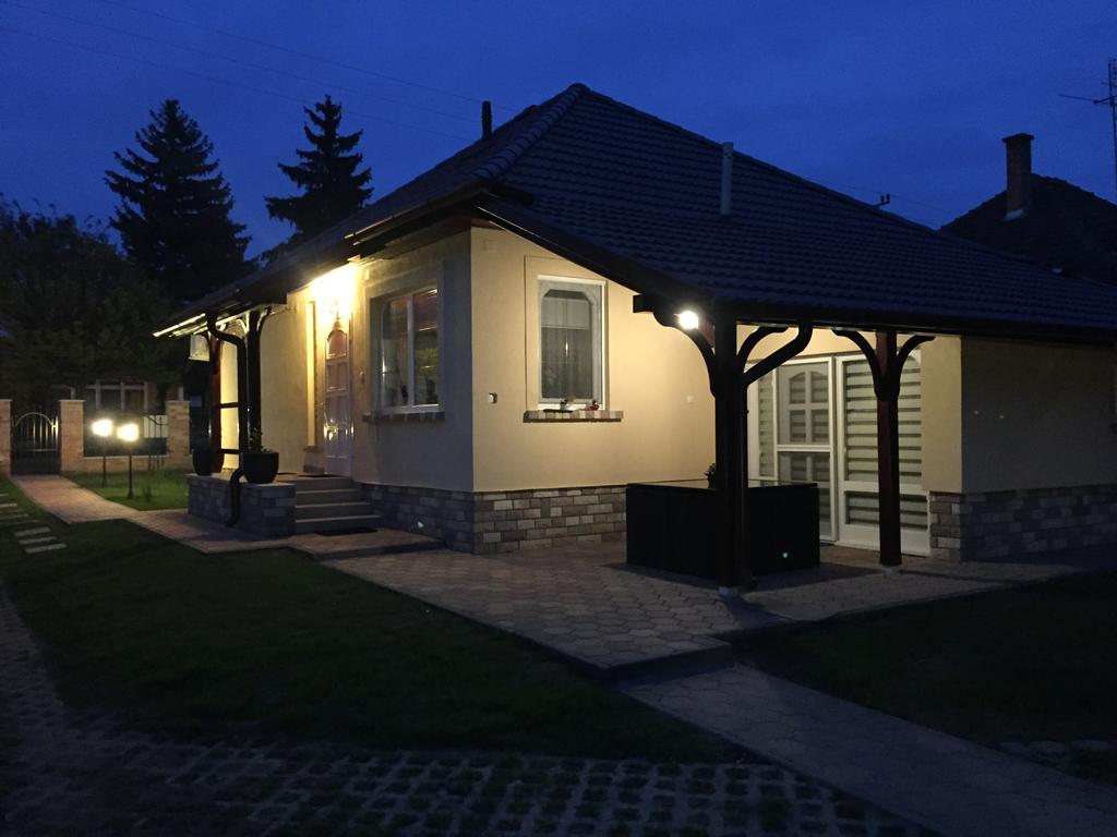 Regina Delux Apartman Gyula Zewnętrze zdjęcie